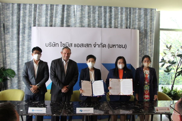 บริษัท ไซมิส แอสเสท จำกัด (มหาชน) ลงนามบันทึกข้อตกลงร่วมกับ คณะศิลปศาสตร์ มหาวิทยาลัยเทคโนโลยีราชมงคลกรุงเทพ